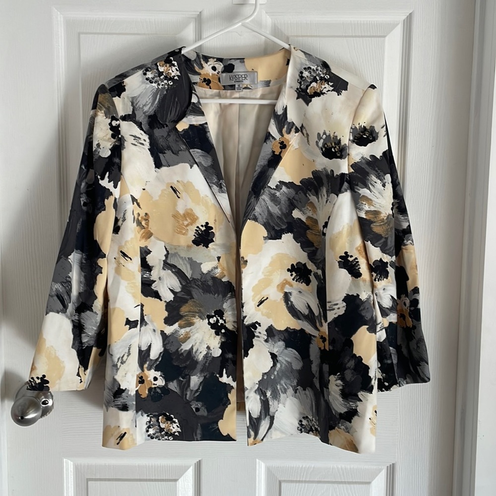 Kasper Multicolor Floral Blazer